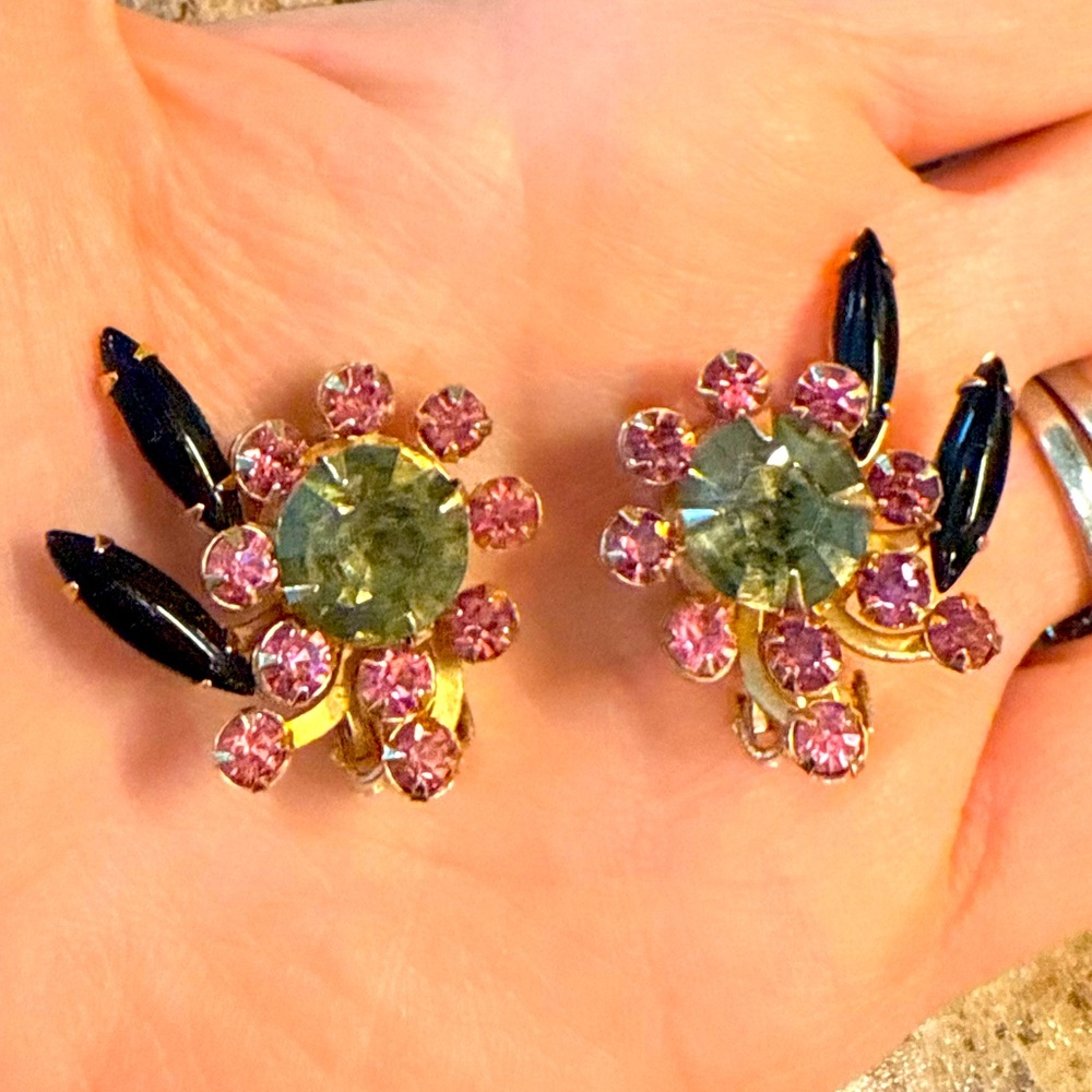 Beau Jewels Vintage Clips, Green Chaton, Pink Rhinestone, Black Navette